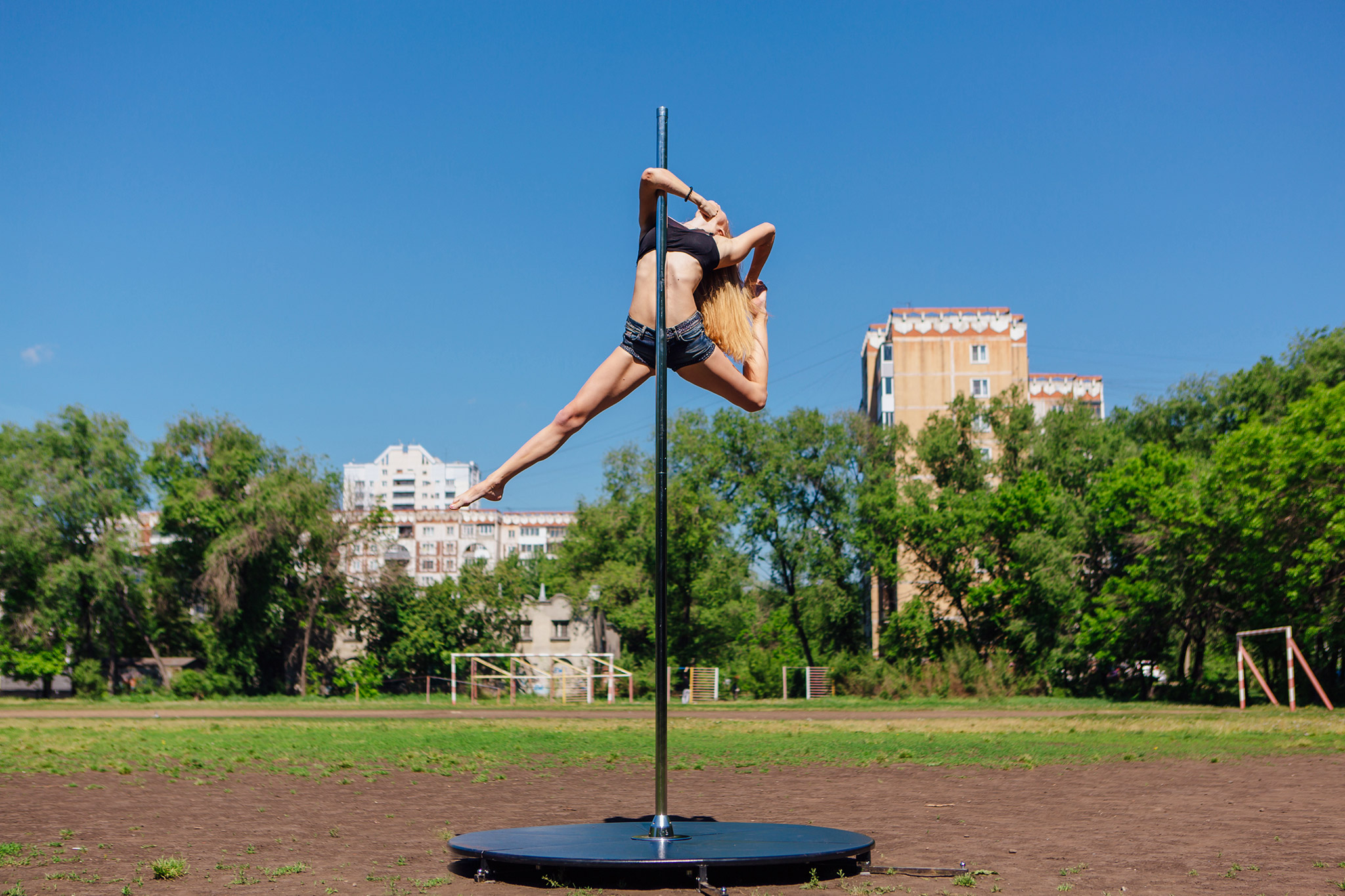 17 Physics Reasons Pole Dancing Benefits Humans