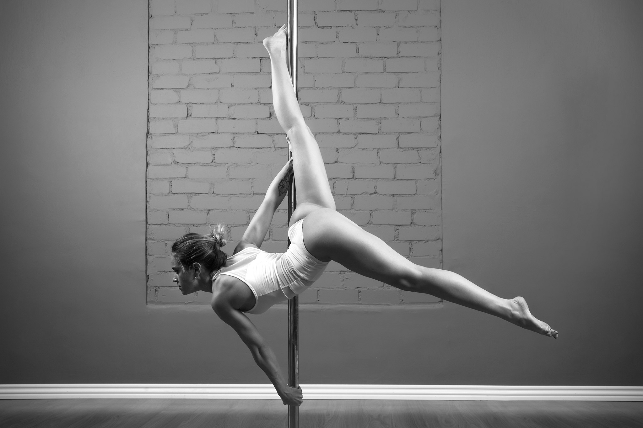 17 Physics Reasons Pole Dancing Benefits Humans