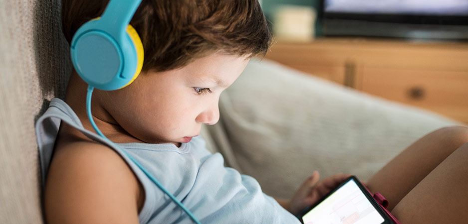 Will We Wake Up to the Big Tech Distraction Crisis?